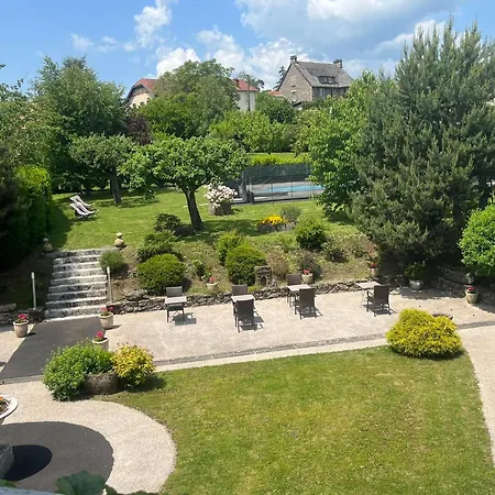 Logis La Thomasse ホテル 3*