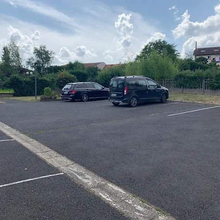 Logis La Thomasse 3* オーリヤック