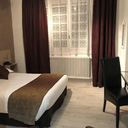 Logis La Thomasse 3* オーリヤック