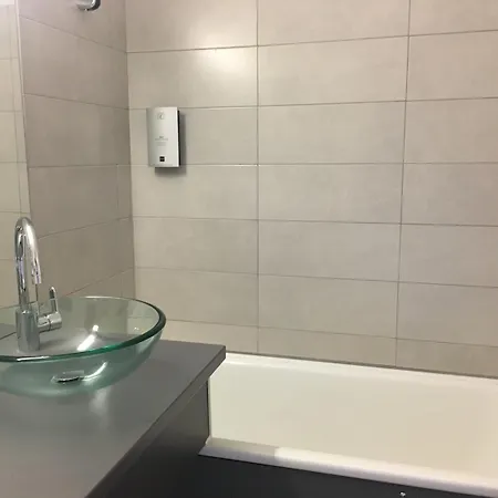 Logis La Thomasse Орийак