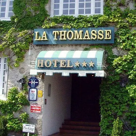 Logis La Thomasse 3* Орийак