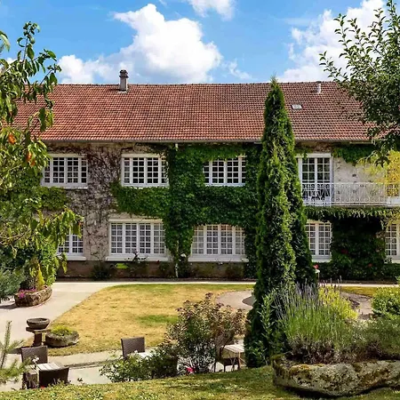 Logis La Thomasse Орийак