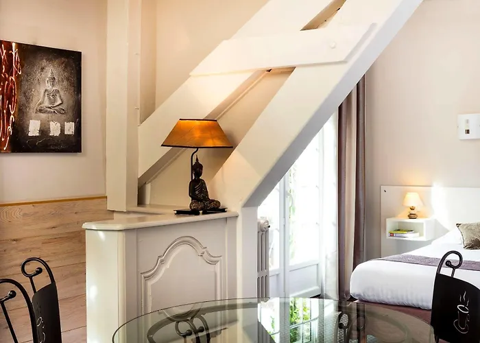 Logis La Thomasse Hotel Aurillac